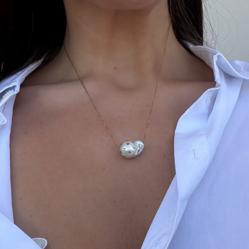 One Simple Pearl - Image 5